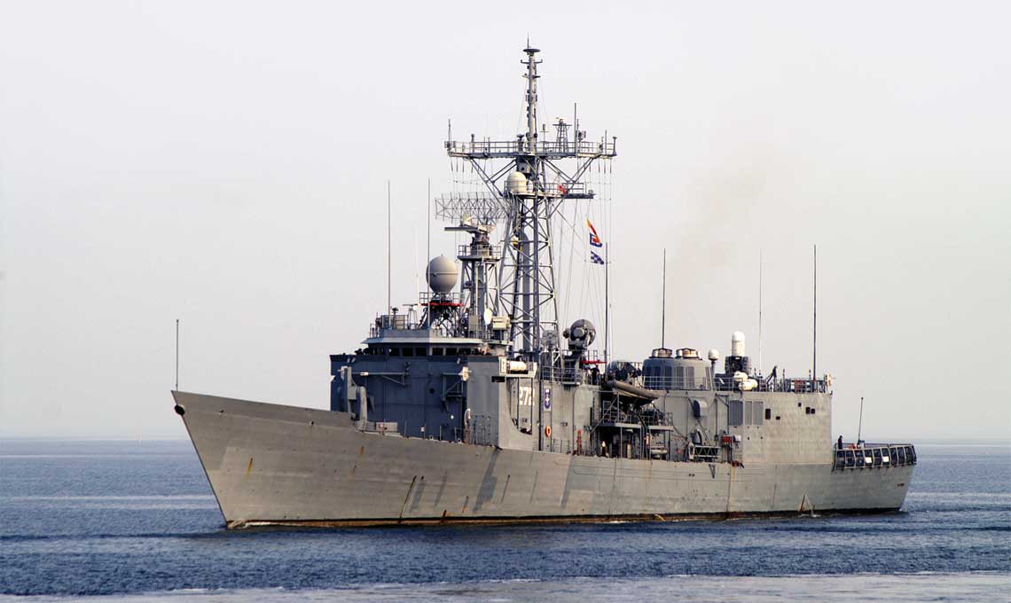 Fregata ORP Gen. K. Pułaski. Jej przejęcie w 2000 r. otworzyło w naszej flocie erę okrętów z uzbrojeniem i wyposażeniem standardowym dla krajów członkowskich NATO. 