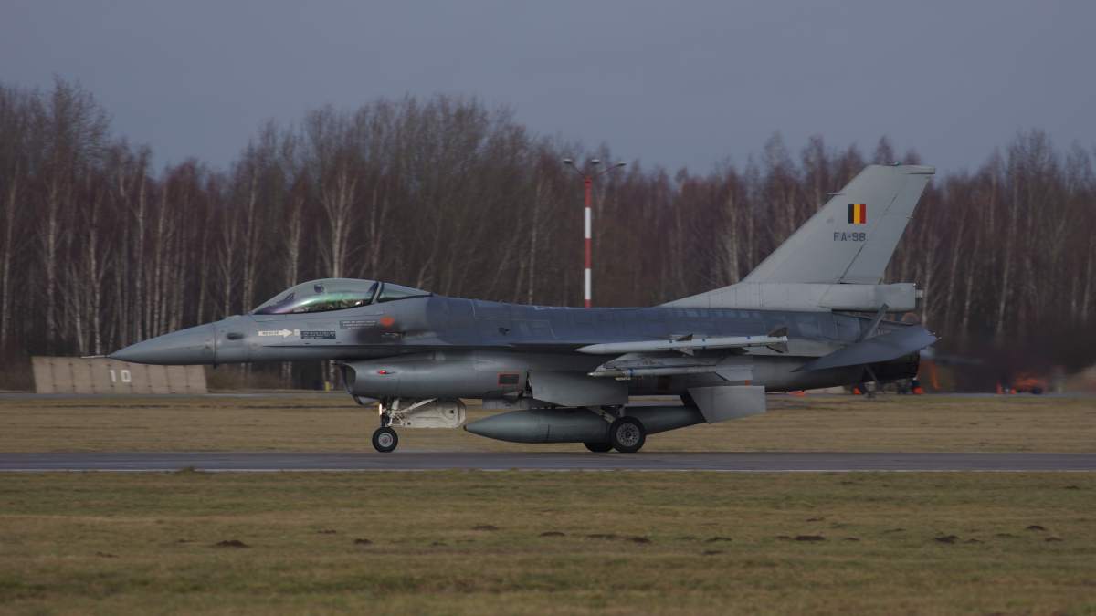 Belgowie kupią 34 nowe samoloty bojowe, które zastąpią obecnie eksploatowane F-16AM/BM. Z rywalizacji wycofali się już Boeing i Saab. Fot. Łukasz Pacholski.