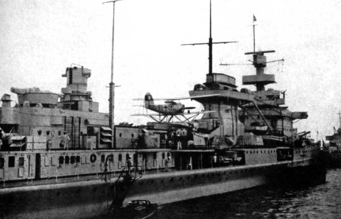 Pierwszym krownikiem Kriegsmarine wyposazonym w wodnosamolot pokladowy He 60 byl Nürnberg.