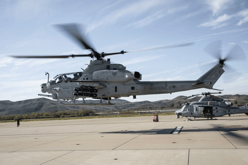 Ważnym wydarzeniem bieżącego roku było zakończenie procesu integracji z AH-1Z Viper pocisków „powietrze-ziemia” AGM-179 JAGM. US Marine Corps jest pierwszym użytkownikiem broni tego typu w amerykańskich siłach zbrojnych. Fot. USMC