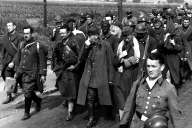 Niemcy w 1940 r. wzięli do niewoli blisko 2 miliony francuskich jeńców i przetrzymywali ich do samego końca wojny. Była to forma szantażu i wymuszenia uległości rządu Vichy.