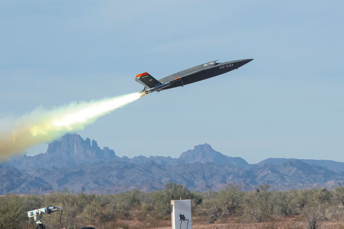 BBSP XQ-58A Valkyrie powstał we współpracy Air Force Research Laboratory USAF oraz firmy Kratos w ramach programu budowy platform latających wielokrotnego użytku LCAAT (Low Cost Attritable Aircraft Technology). XQ-58A jest wykonany w technologii stealth.