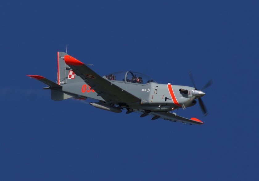 Fabryczny serwis samolotów PZL-130 Orlik TC-II