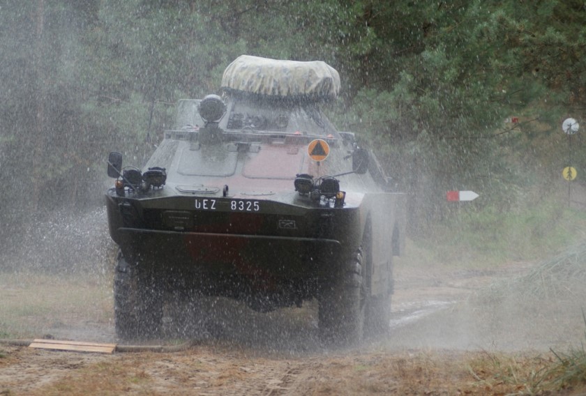 Wojsko przez cały czas inwestuje w BRDM-2rs