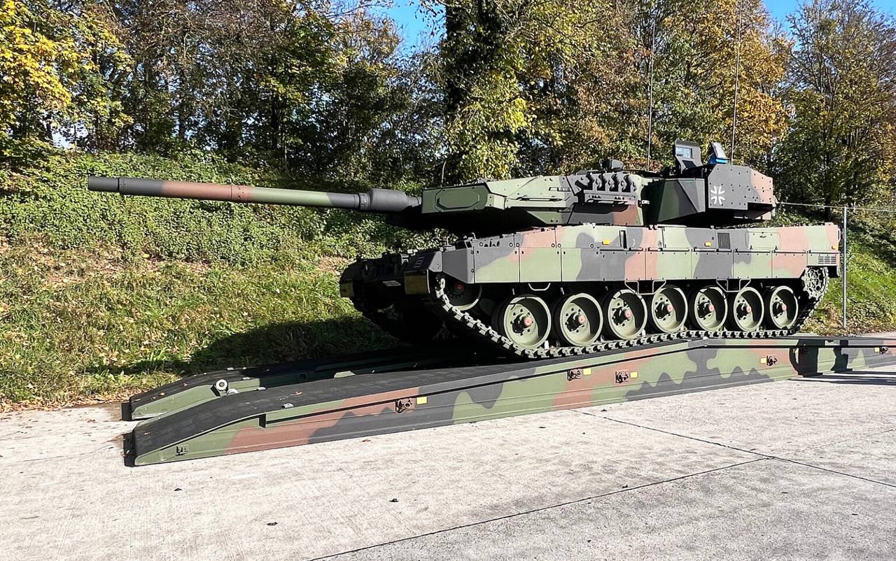 Pierwszy czołg Leopard 2A7A1 dostarczony