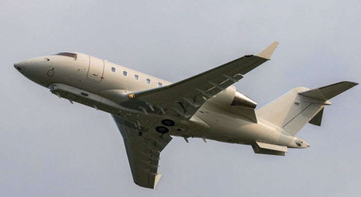 System rozpoznania, wywiadu oraz namierzania obiektów naziemnych ARTEMIS został zainstalowany na dwóch samolotach dyspozycyjnych typu Bombardier Challenger 650.